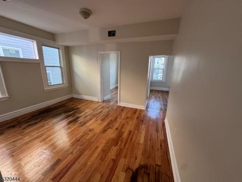 285 Wainwright Street Newark NJ 07112