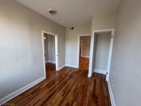 285 Wainwright Street Newark NJ 07112