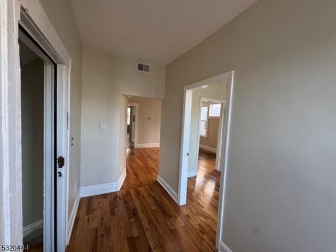 285 Wainwright Street Newark NJ 07112