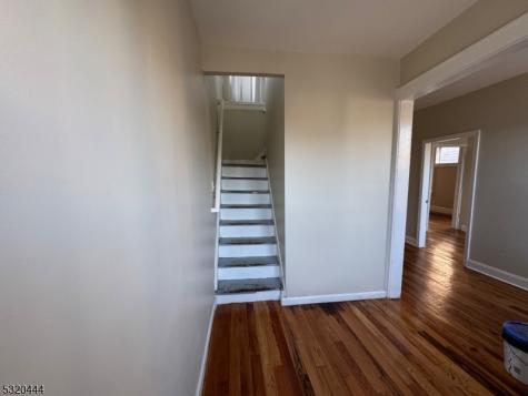 285 Wainwright Street Newark NJ 07112