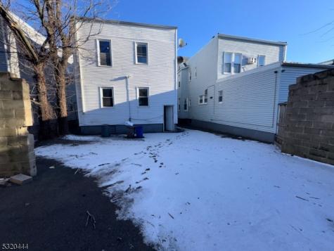285 Wainwright Street Newark NJ 07112