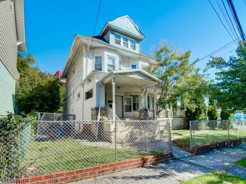 197 Weequahic Avenue Newark NJ 07112