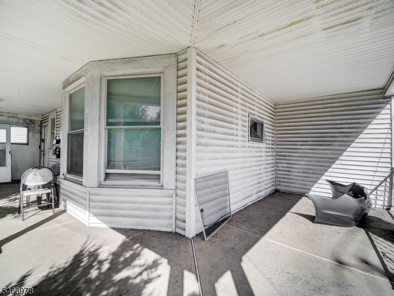 197 Weequahic Avenue Newark NJ 07112