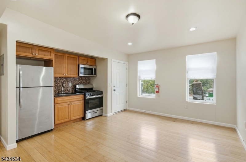 145 Summer Avenue Newark NJ 07104