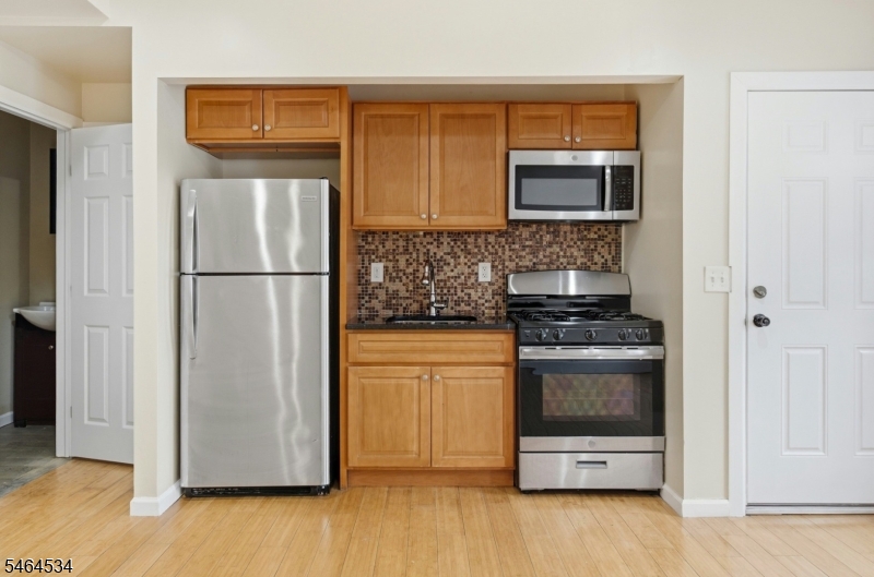 145 Summer Avenue Newark NJ 07104