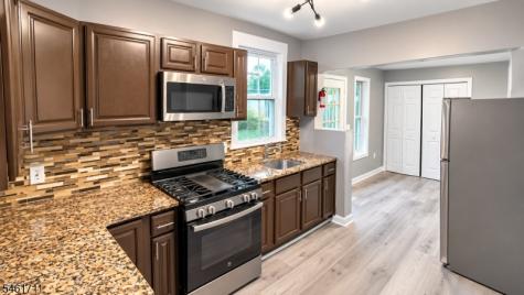 1922 Barnett Street Rahway NJ 07065