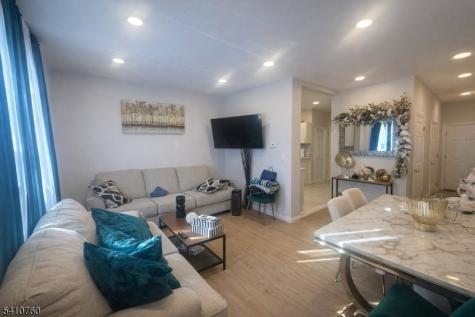 539 18TH Avenue Newark NJ 07103