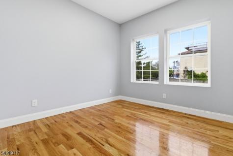 510 S 15th Street Newark NJ 07103