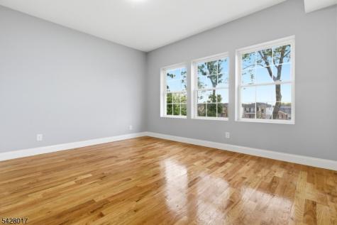 510 S 15th Street Newark NJ 07103