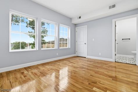 510 S 15th Street Newark NJ 07103