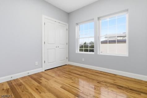 510 S 15th Street Newark NJ 07103