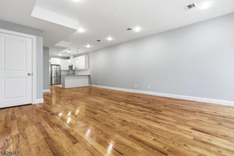 510 S 15th Street Newark NJ 07103