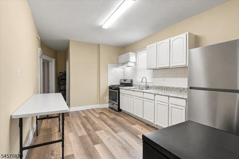 422 Jelliff Avenue Newark NJ 07112
