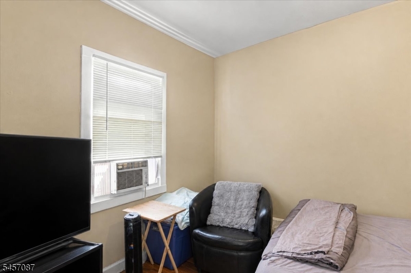 422 Jelliff Avenue Newark NJ 07112