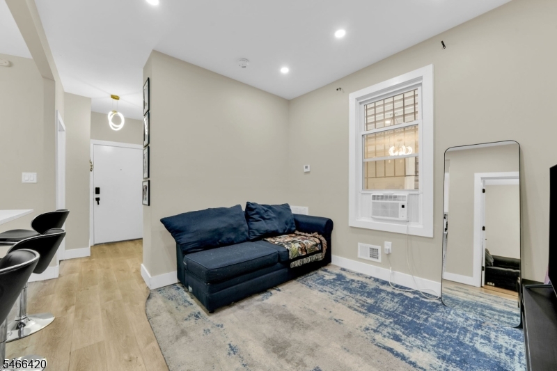 34 Arverne Terrace Irvington NJ 07111
