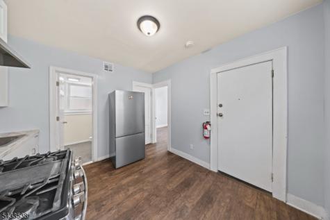 134 Dewey Street Newark NJ 07112
