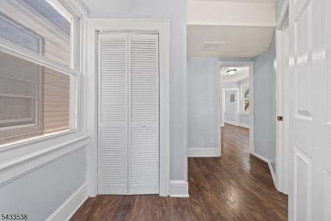 134 Dewey Street Newark NJ 07112