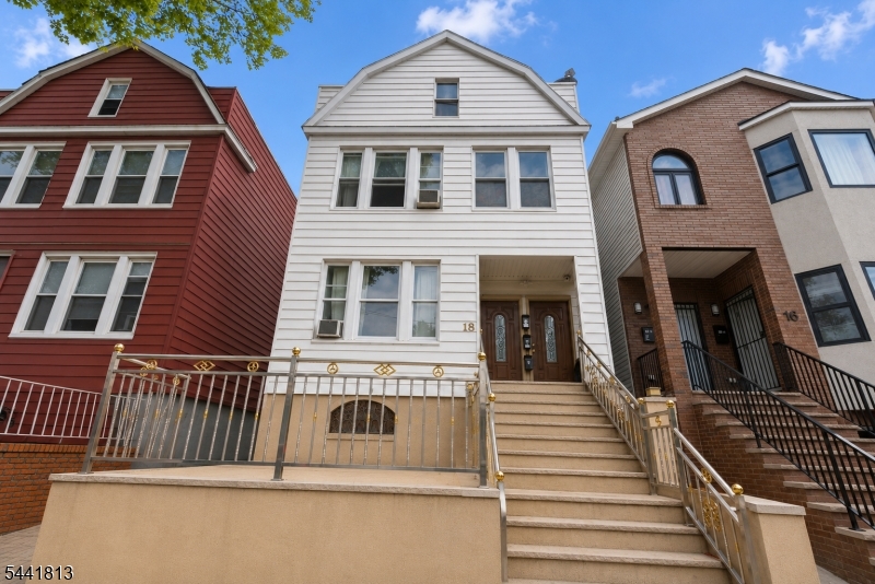 18 Stevens Avenue Jersey City NJ 07305