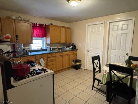 253 Crystal Street North Arlington NJ 07031