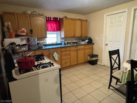 253 Crystal Street North Arlington NJ 07031