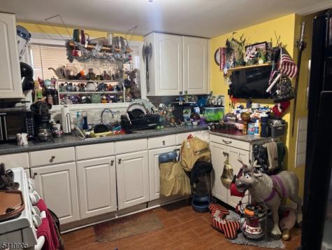 253 Crystal Street North Arlington NJ 07031
