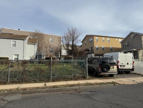 253 Crystal Street North Arlington NJ 07031