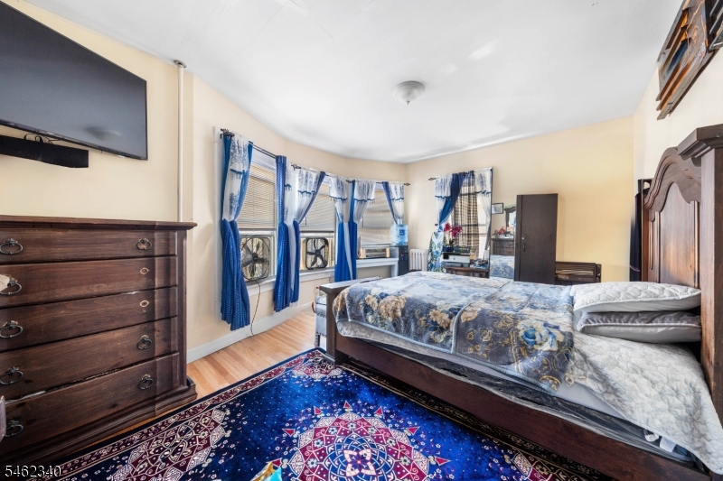 324 Chilton Street Elizabeth NJ 07208