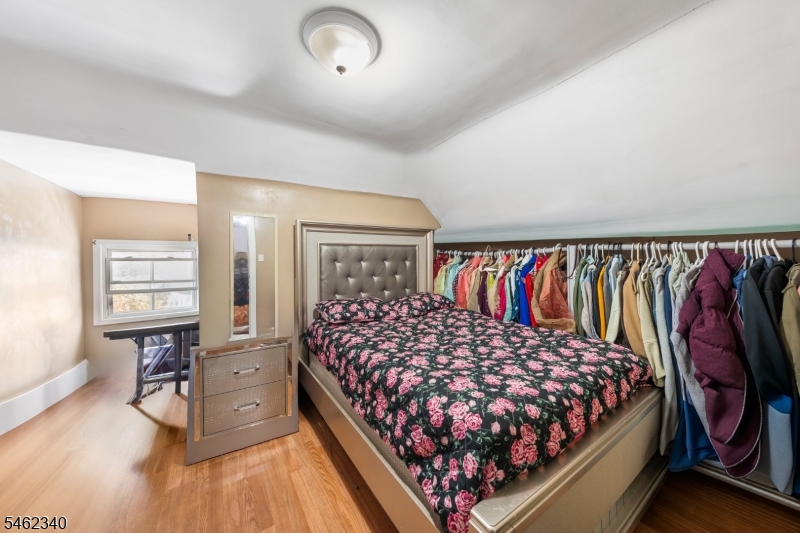 324 Chilton Street Elizabeth NJ 07208