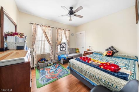 324 Chilton Street Elizabeth NJ 07208