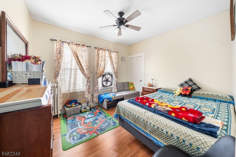 324 Chilton Street Elizabeth NJ 07208