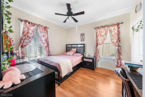 324 Chilton Street Elizabeth NJ 07208