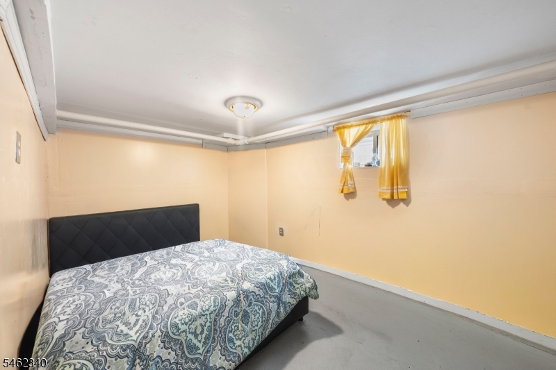 324 Chilton Street Elizabeth NJ 07208