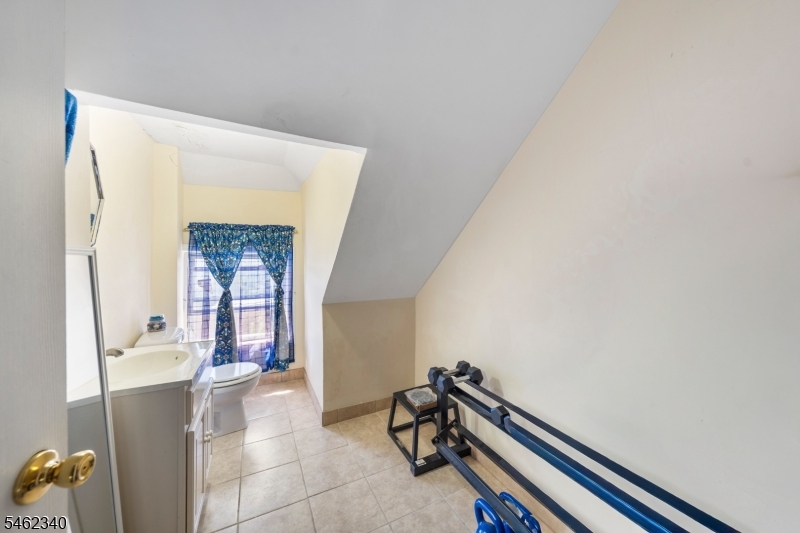 324 Chilton Street Elizabeth NJ 07208