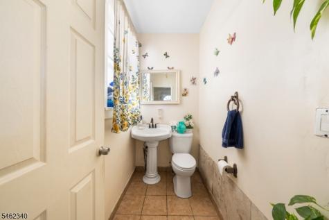 324 Chilton Street Elizabeth NJ 07208