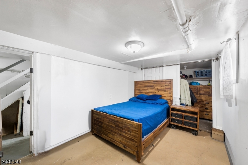 324 Chilton Street Elizabeth NJ 07208