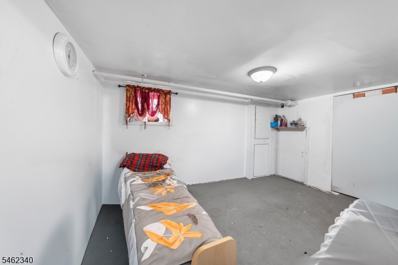 324 Chilton Street Elizabeth NJ 07208