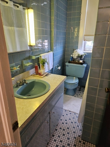 307 Sussex Street Paterson NJ 07503