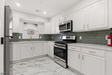 148 N Munn Avenue East Orange NJ 07017