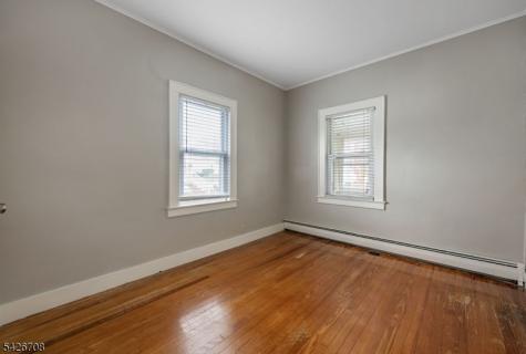 20 Catherine Avenue Saddle Brook NJ 07663
