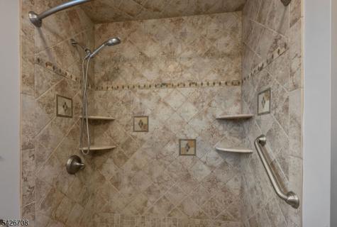 20 Catherine Avenue Saddle Brook NJ 07663