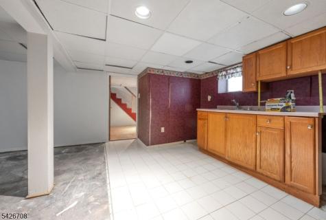 20 Catherine Avenue Saddle Brook NJ 07663