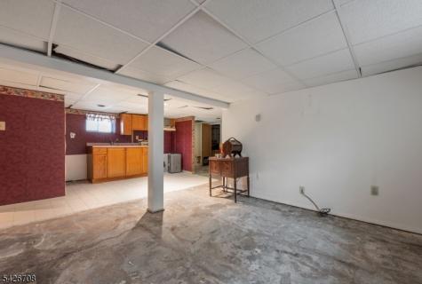 20 Catherine Avenue Saddle Brook NJ 07663
