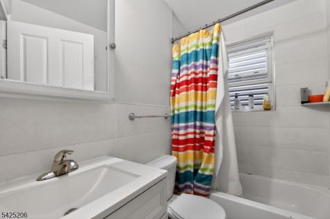 174 Littleton Avenue Newark NJ 07103