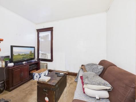 139 Fairview Avenue Prospect Park NJ 07508