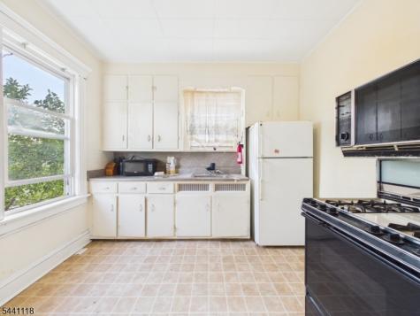 139 Fairview Avenue Prospect Park NJ 07508