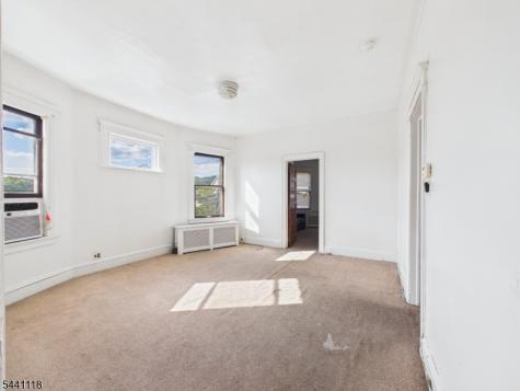 139 Fairview Avenue Prospect Park NJ 07508
