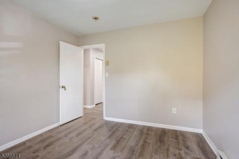 186 Park Street East Orange NJ 07017