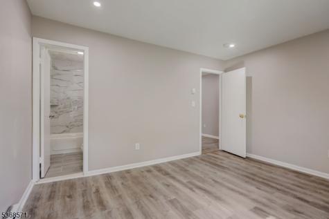 186 Park Street East Orange NJ 07017