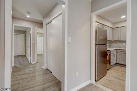 186 Park Street East Orange NJ 07017