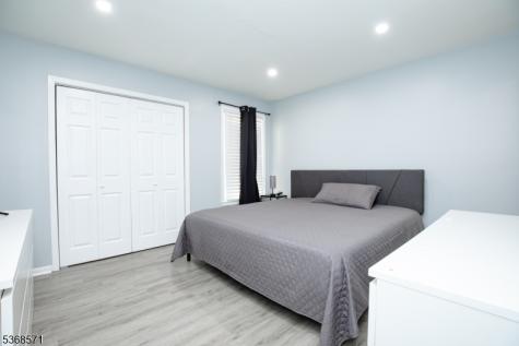 186 Park Street East Orange NJ 07017